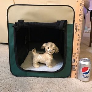 Pet Crate Carrier Soft Sided Collapsible Folding for small pet Like New!